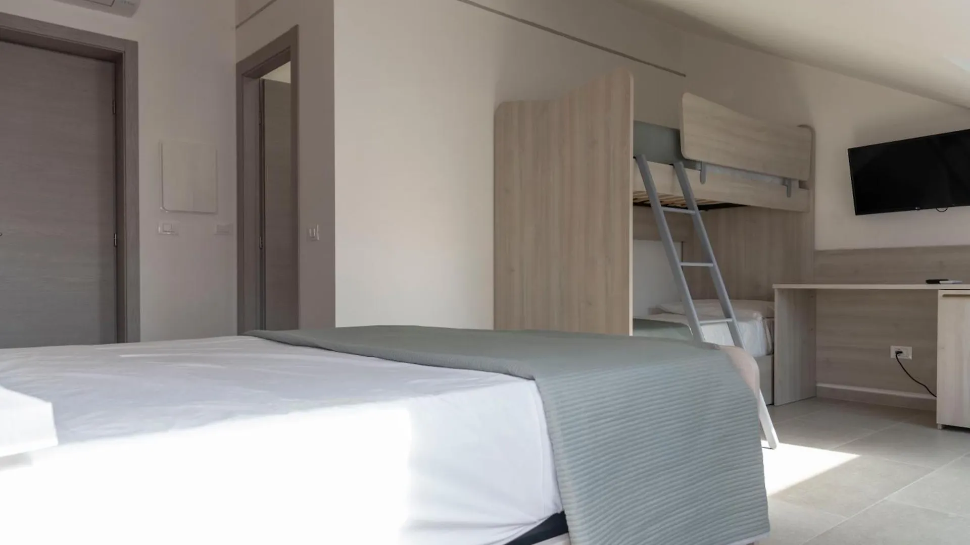 Hz Bed & Breakfast And Apartments Torre Forte