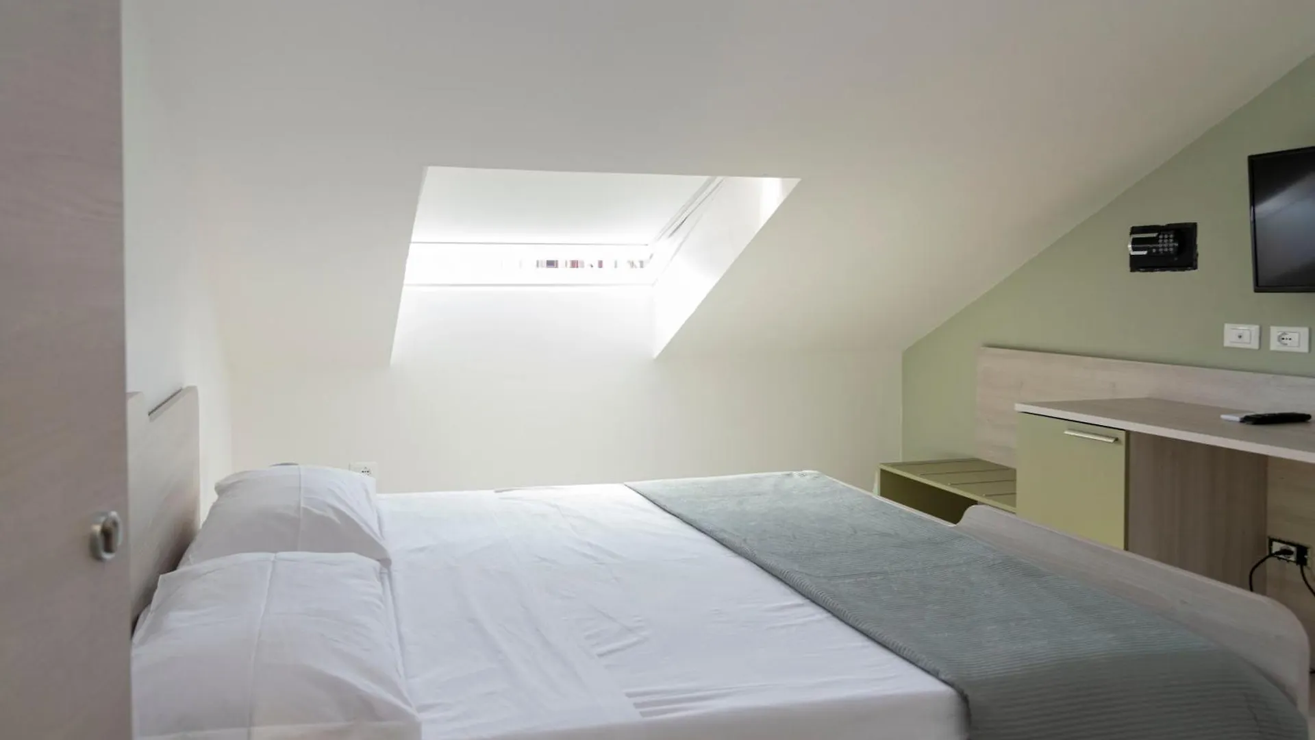 Hz Bed & Breakfast And Apartments Torre Forte Włochy