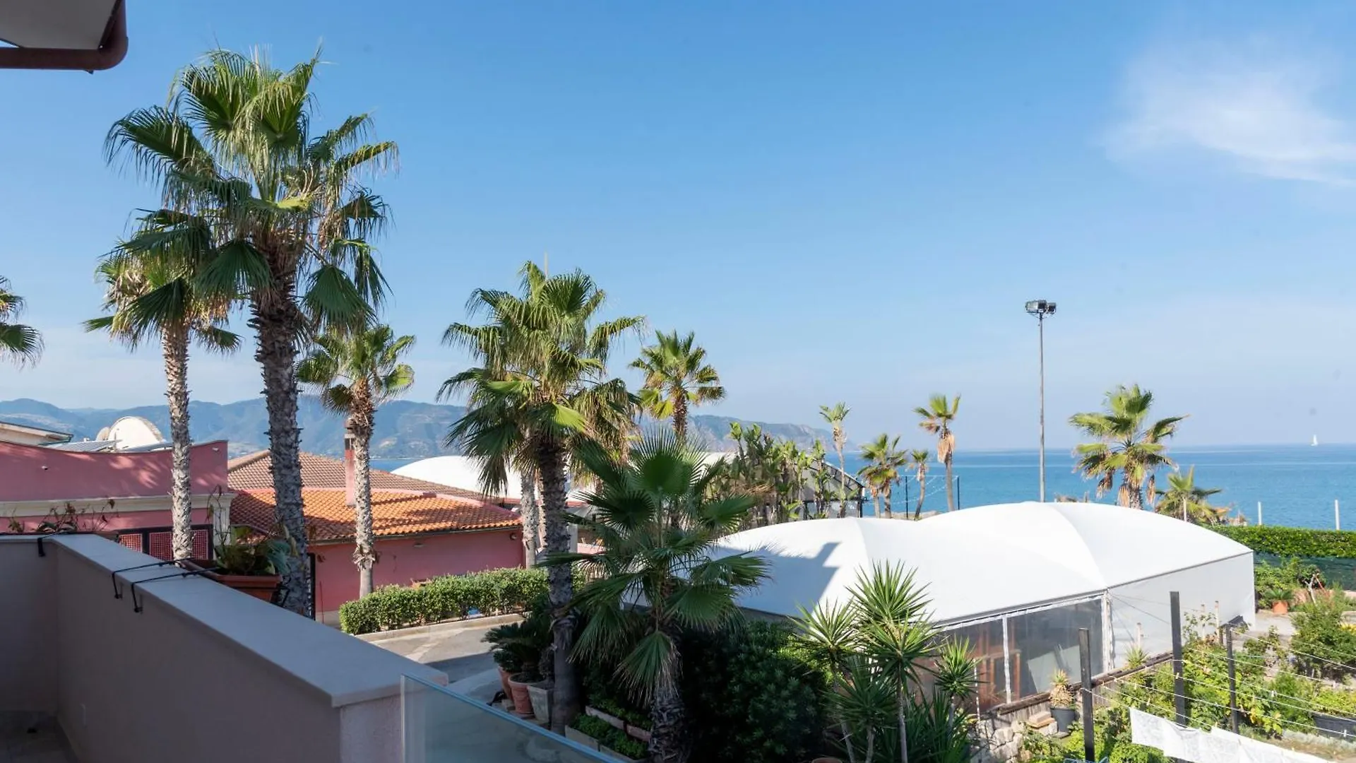Hz Bed & Breakfast And Apartments Torre Forte 0*,  Italy